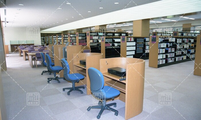 中央図書館