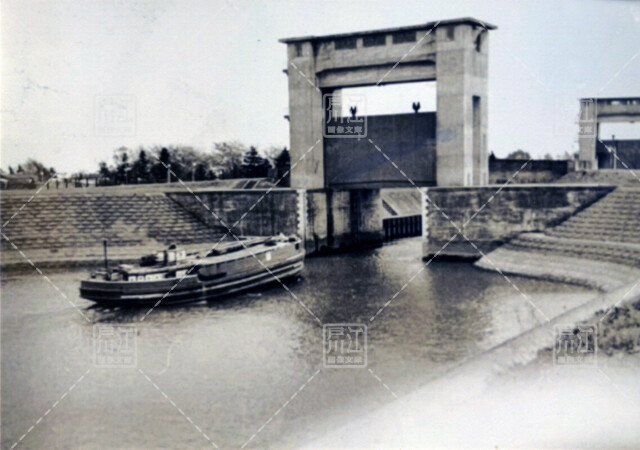 昭和30年頃の篠崎水門